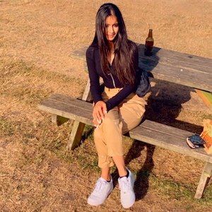 Meet your Posher, Alina